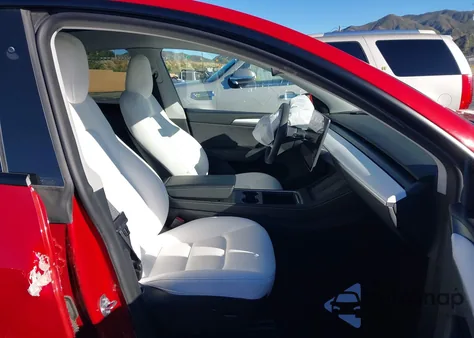 2023 Tesla Model Y Awd/Long Range Dual Motor All-Wheel Drive из США, поврежденный, VIN 7SAYGDEE3PA197638